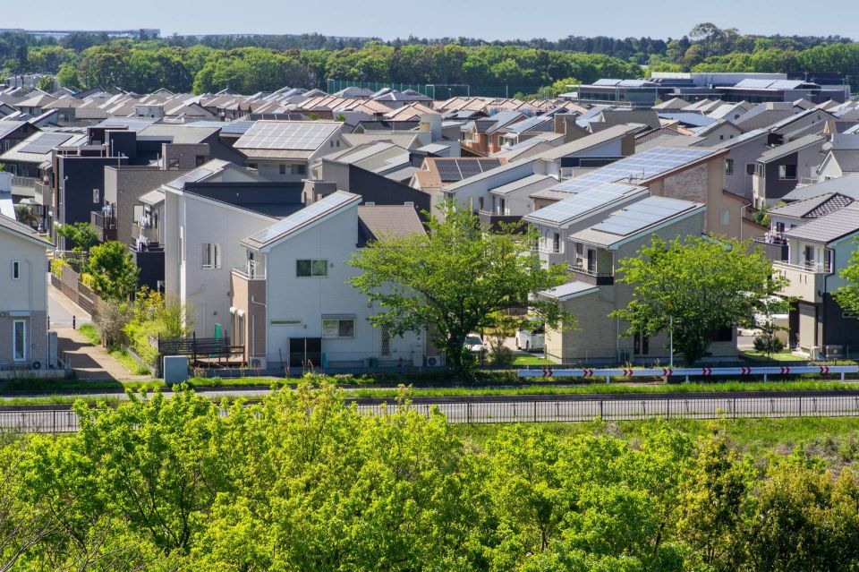 福岡の都市成長と郊外発展に見る多面的な土地売買と不動産動向